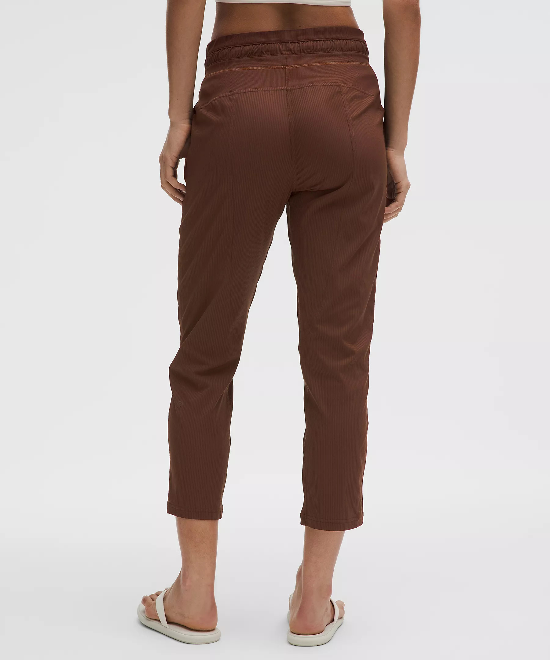 Dance Studio Mid-Rise Cropped Pant | lululemon (CA)