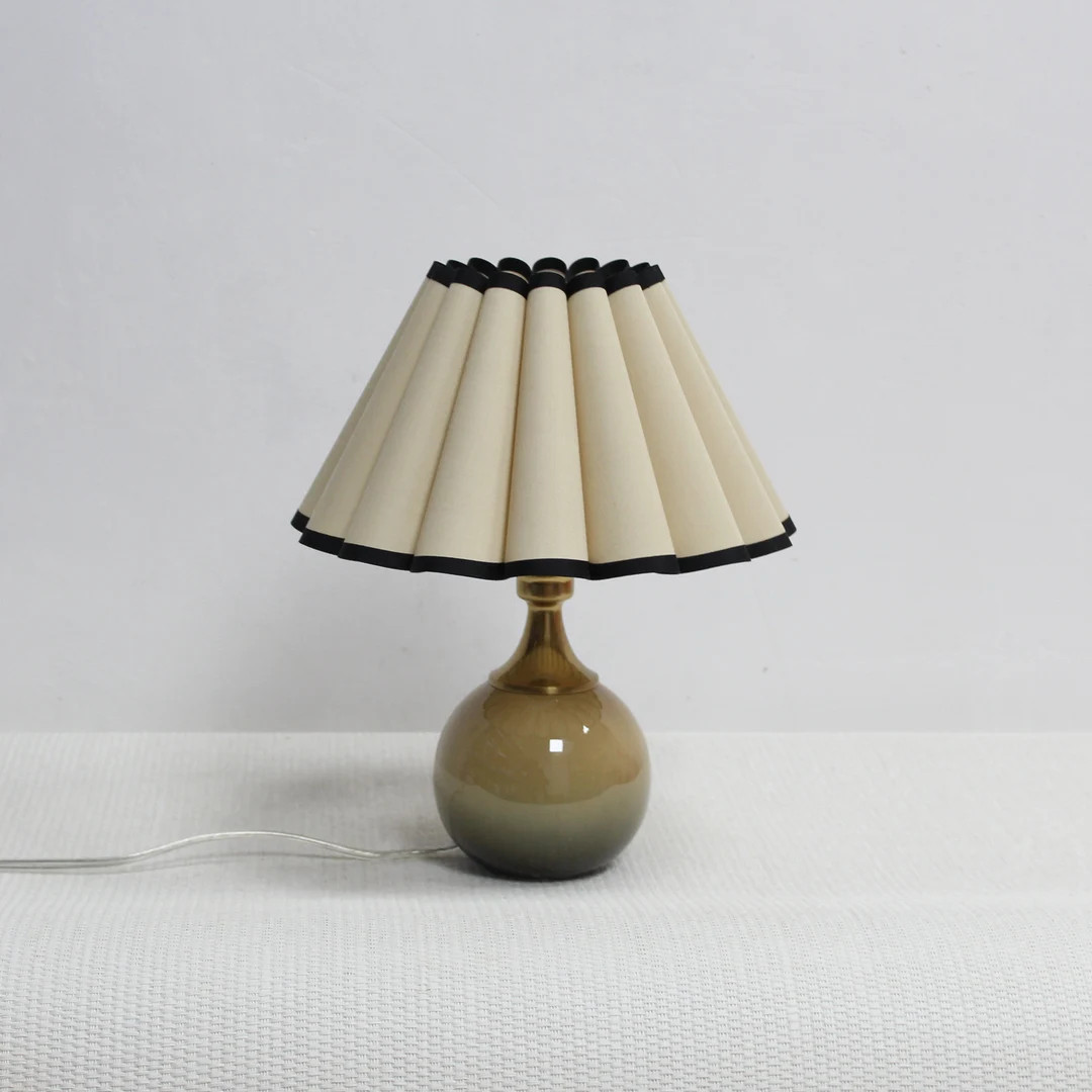 Duzy New Handmade Scallop Shape Khaki Fabric and Ceramic Base Table Lamp-9#, 110-240v/50-60hz - E... | Etsy (US)