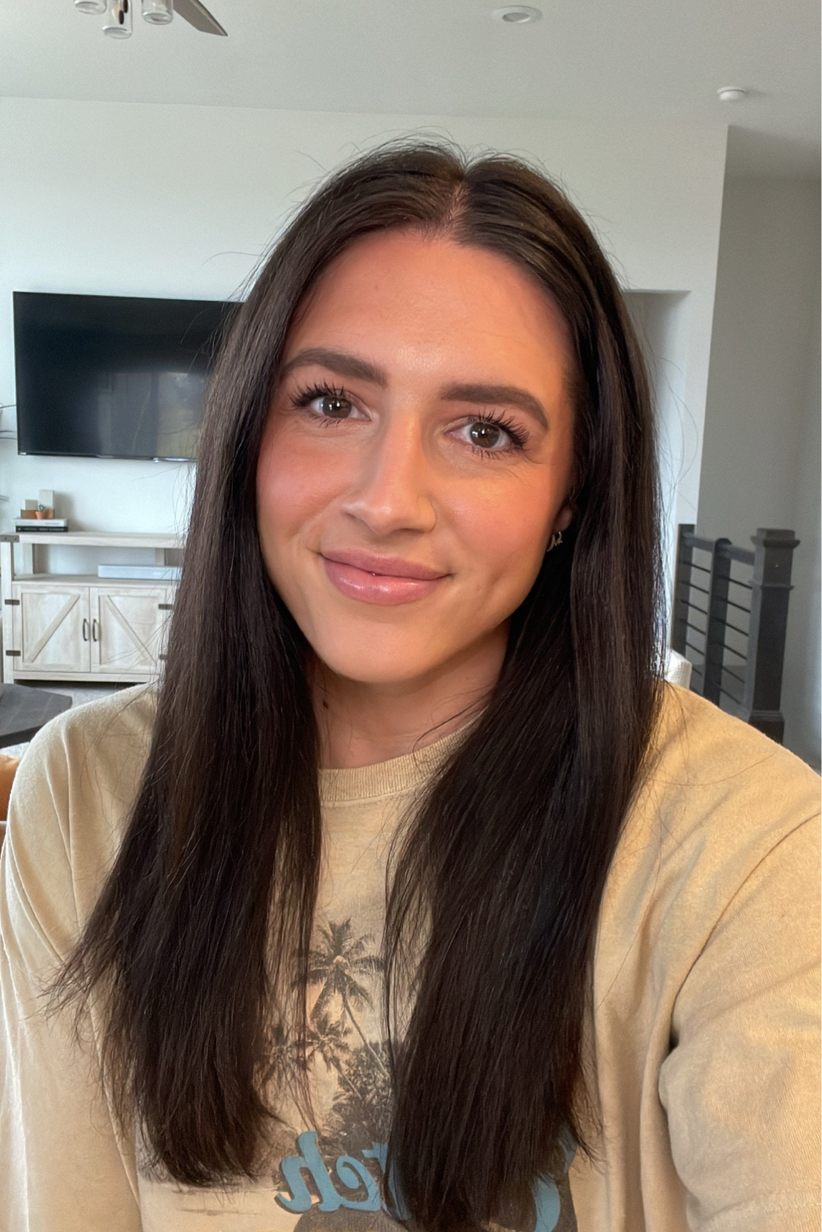 a bronzy look using many different cream products 

#LTKunder50 #LTKbeauty #LTKstyletip