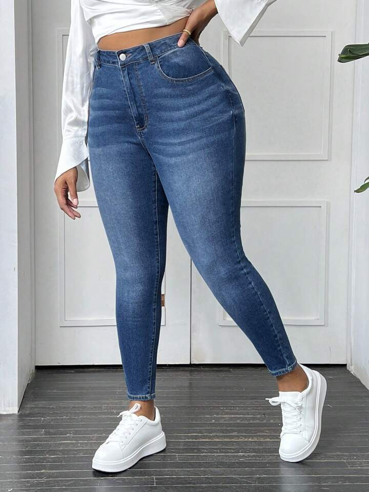 Women's Plus Size Cat Whisker Design Slim Fit Denim Jeans With Slanted Pockets, Washed | SHEIN