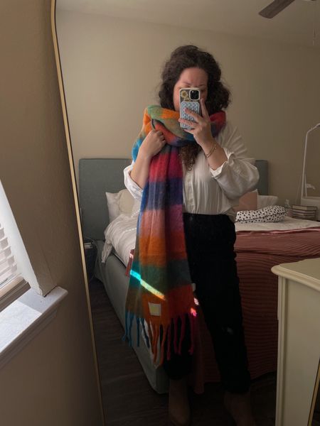 Oversized scarf & my winter uniform | winter outfit 

#LTKmidsize #LTKfindsunder100 #LTKSeasonal