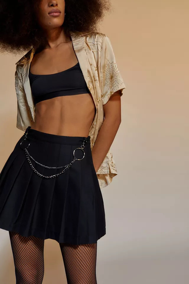 UO Stella Pleated Hardware Mini Skirt | Urban Outfitters (US and RoW)