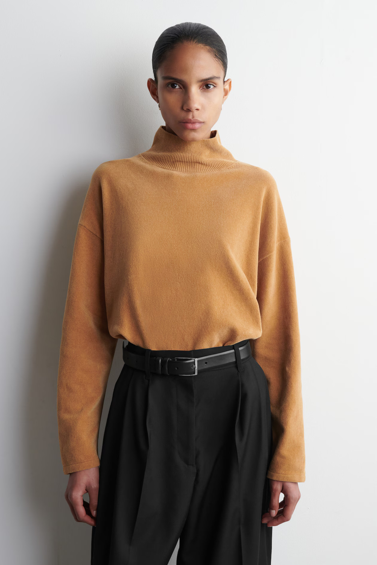 CHENILLE MOCK-NECK SWEATER - CAMEL | COS US | COS (US)