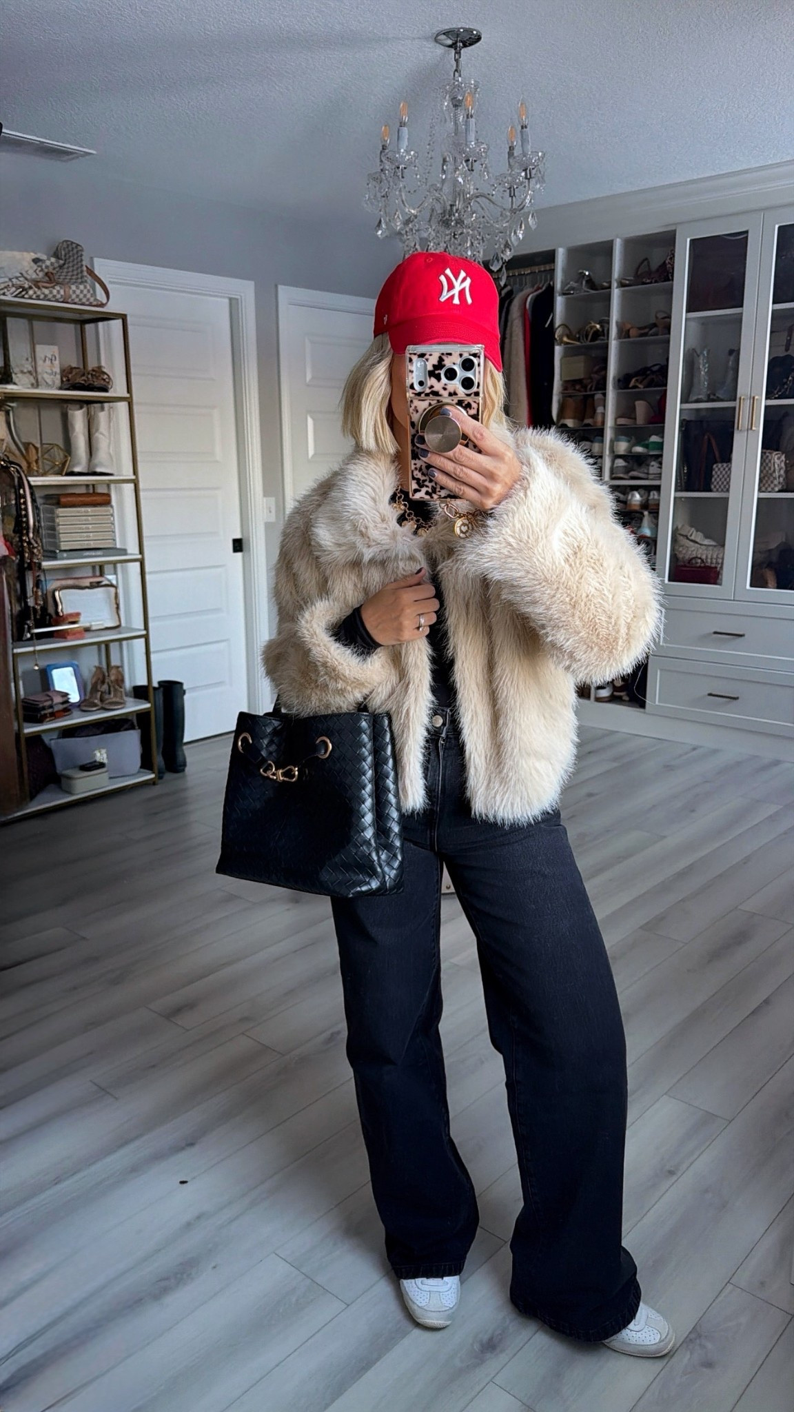 I love a good faux fur coat and they aren’t just for a dressy outfits either!! I love it casually with a hat too!!! I can’t believe this one is only $20!!
⬇️⬇️⬇️
 Jacket medium
Tee medium
Jeans sized down to a 2 (run very big)

#LTKSaleAlert #LTKHoliday #LTKootd