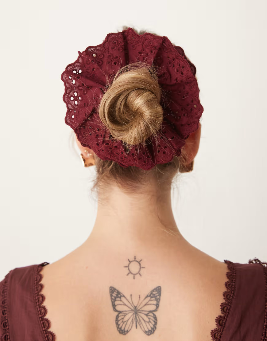 DesignB London broderie hair scrunchie in burgundy-Red | ASOS (Global)