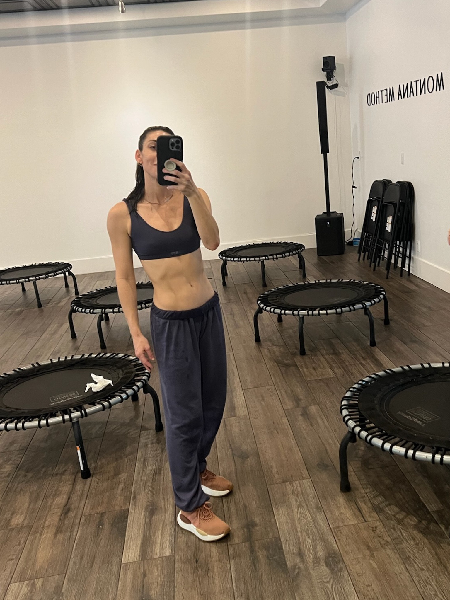 Set Active you’ve done it again—loving the Oxford blue

#LTKfindsunder100 #LTKfitness