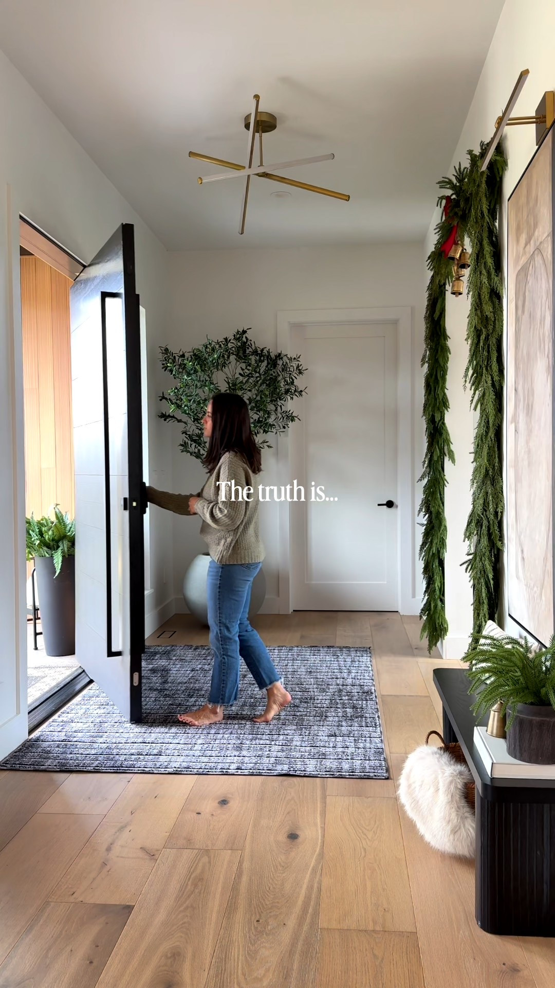 Mixing styles really does create an intentional fell in a home. 🤍



#LTKHome