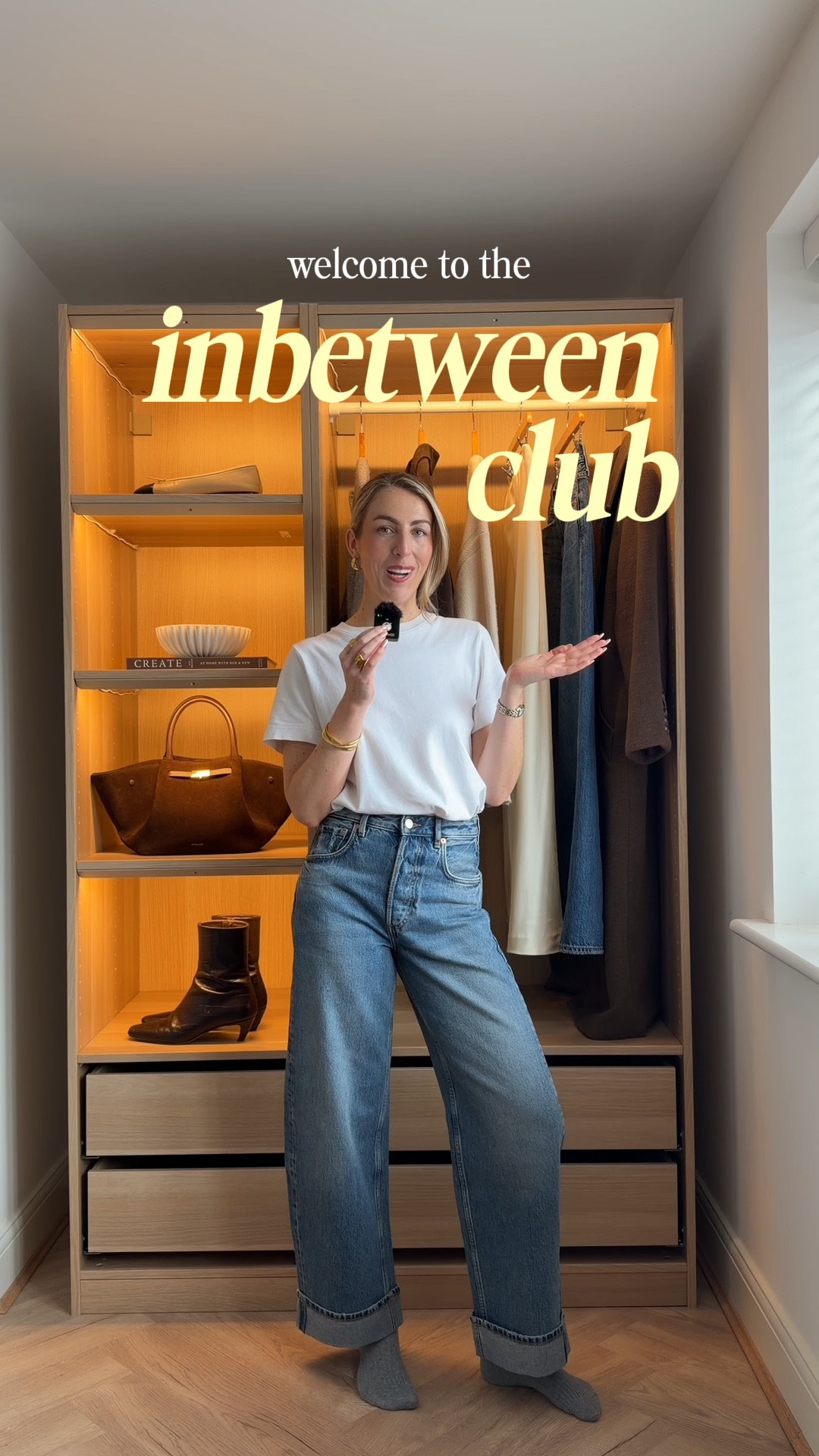 New series: The In-between club 🤍 helping you dress for transitional weather between the winter & spring. Hope you find this helpful! 

Barrel leg jeans, grey cardigan, ankle boots, suede jacket 

#LTKuk #LTKspring #LTKstyletip