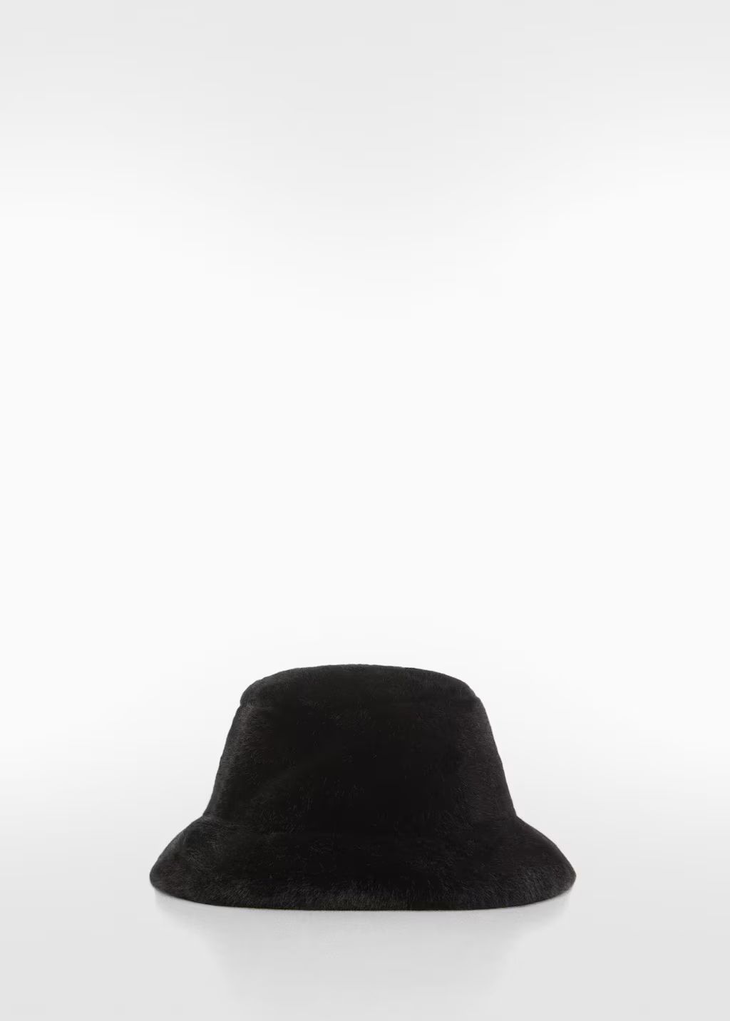 Fur-effect bucket hat | MANGO (UK)
