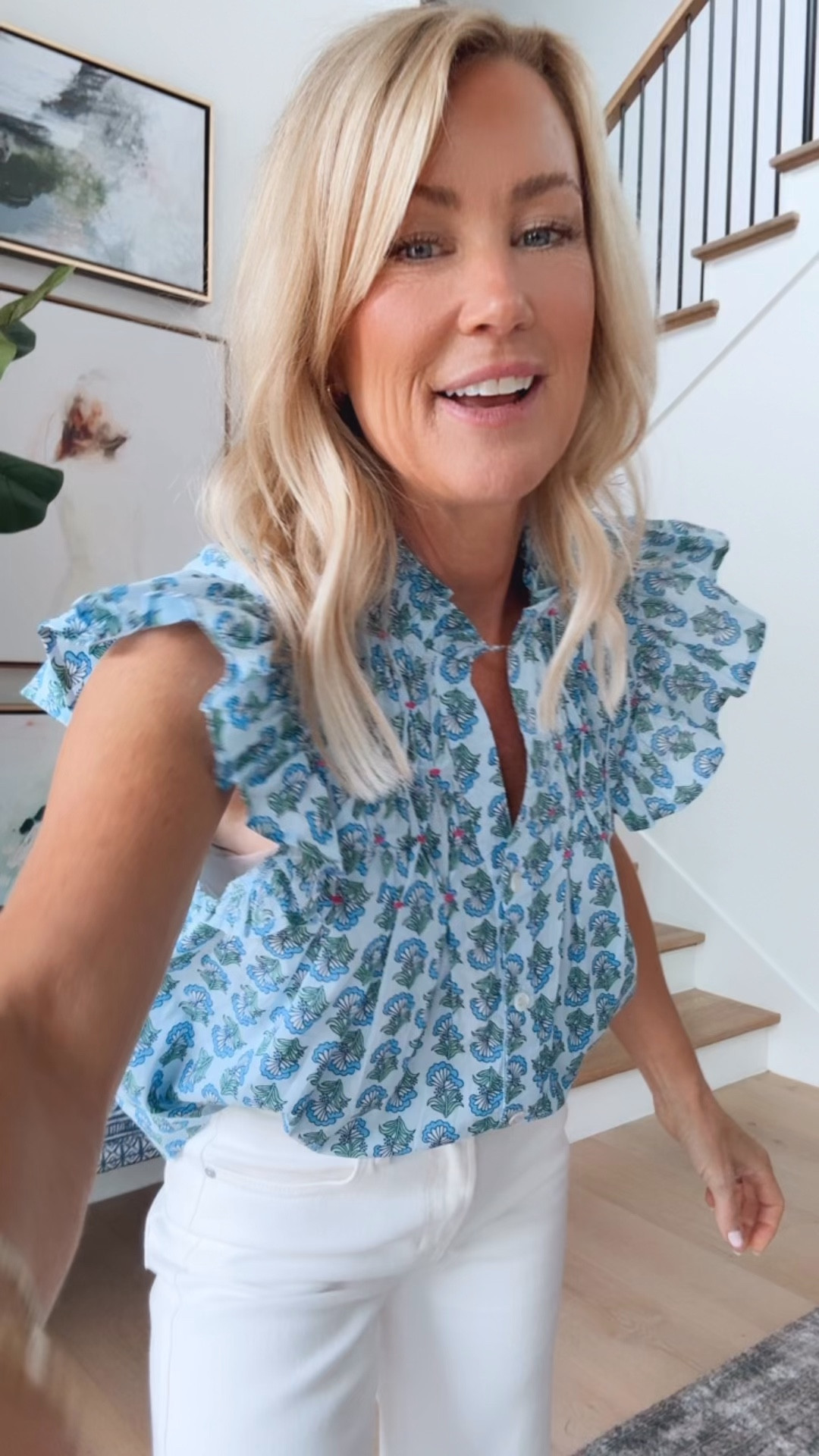 Everyone needs a great spring top in their closet this season! 

Top: XS 

#LTKSeasonal #LTKOver40 #LTKootd