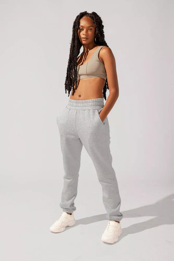 Aritzia store slim sweatpant