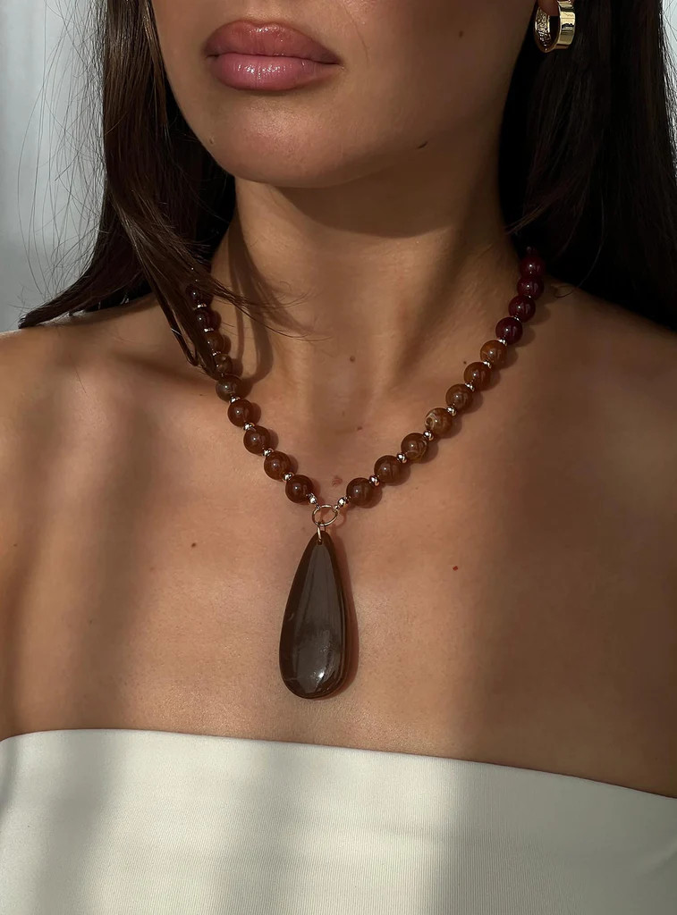 Sugar Storm Beaded Pendant Necklace Brown | Princess Polly US
