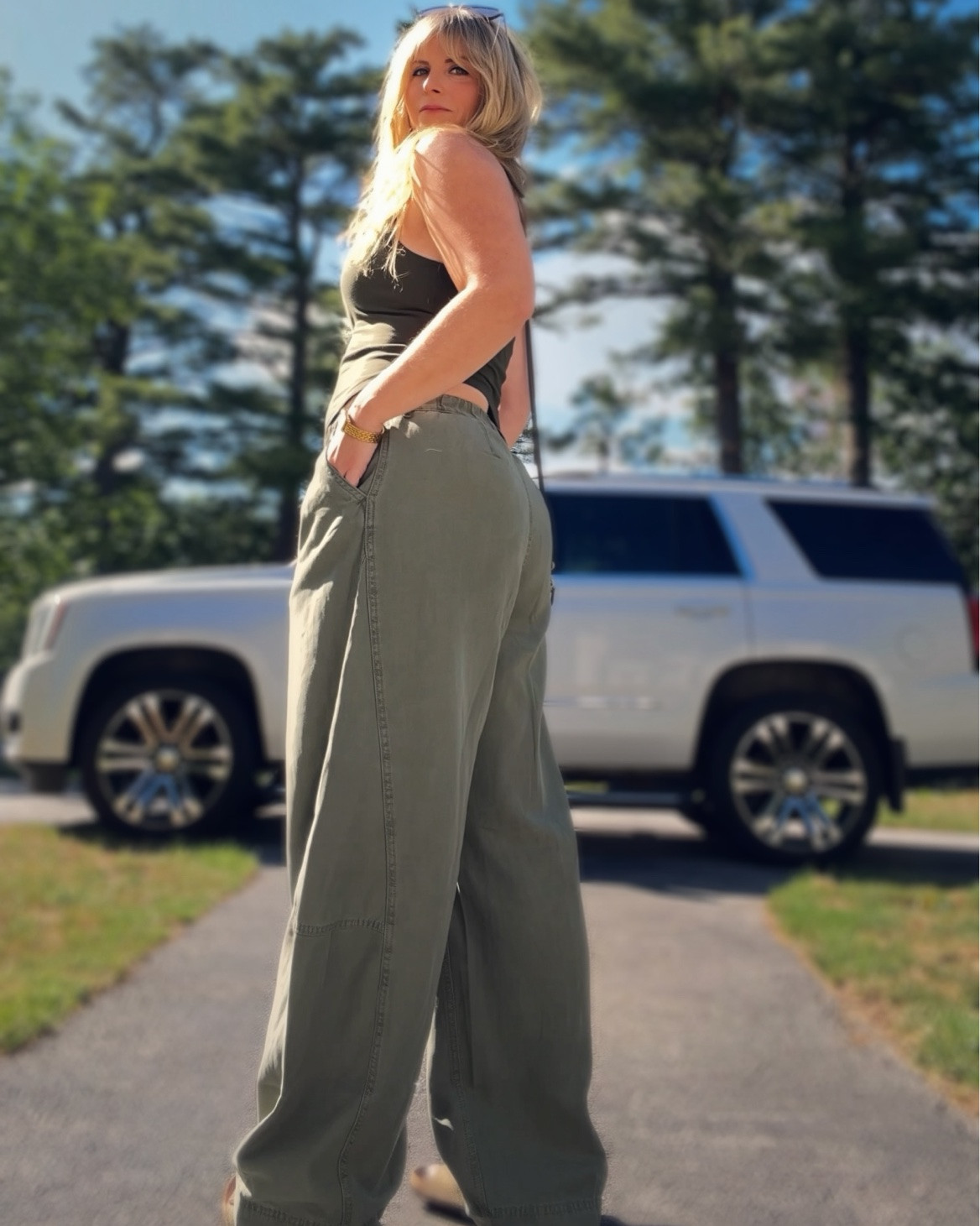 I’m calling these THE Official pant of THE SUMMER ☀️☀️☀️

I'm 5'8" and a size 12 wearing a large in the pants and tank.

@ae 
#LTKootd #LTKOver40 #LTKgrwm

#LTKootd #LTKMidsize