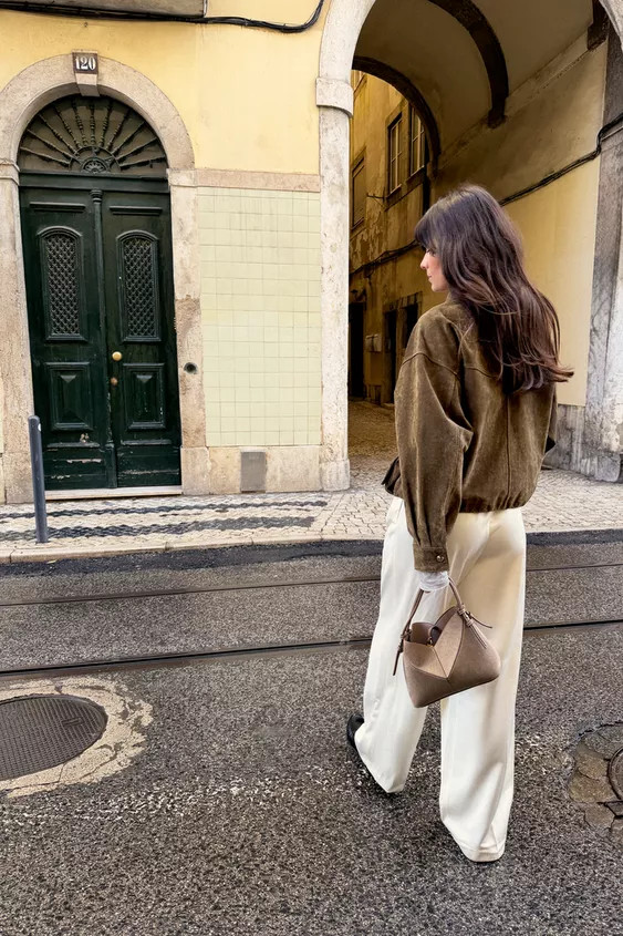 Mini shopper bag. Handles and removable crossbody shoulder strap. Contrasting topstitch detail. I... | Zara US