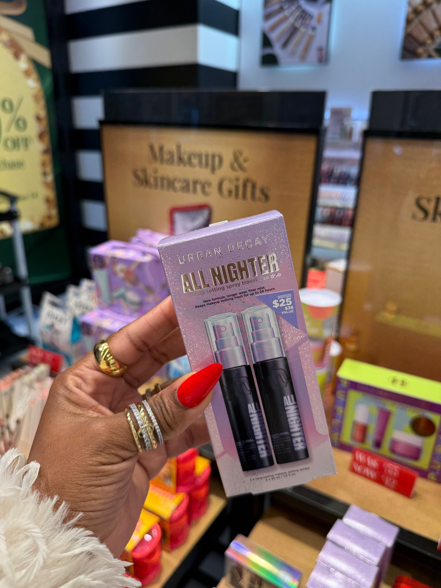 I swear by this setting spray ! If it’s on sale, I’m always going to pick up a bottle. This mini gift set will make a great gift for the makeup lover 💋🌟 
Gift idea for the beauty lover 

#LTKHoliday #LTKGiftGuide #LTKBeauty