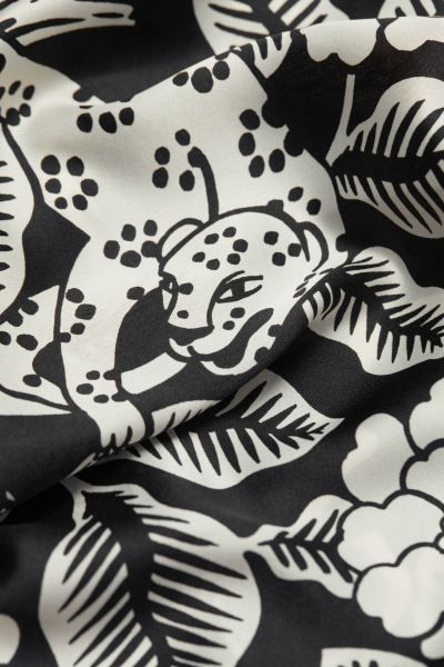 Vierkante sjaal met print van luipaarden | H&M (DE, AT, CH, NL, FI)