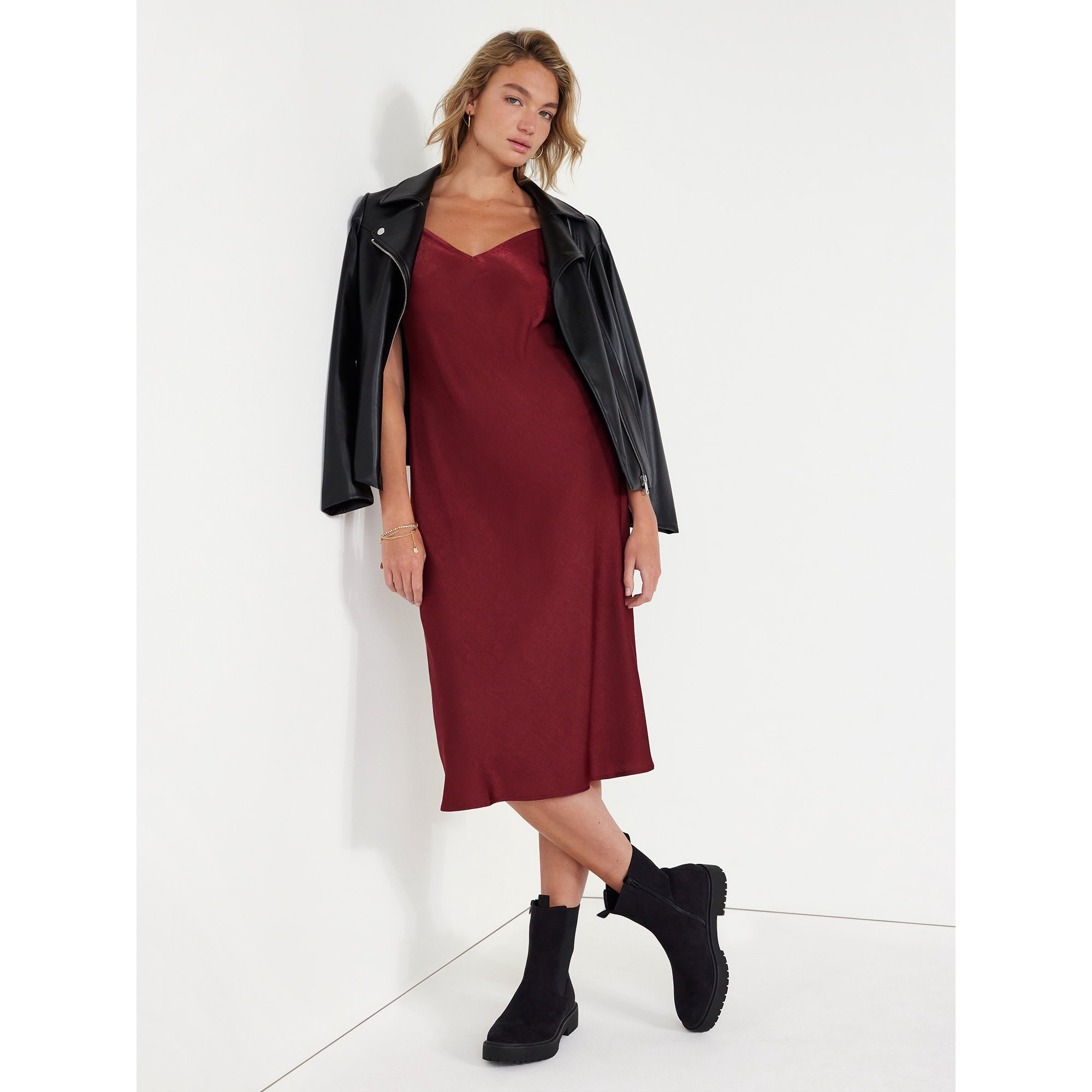 Time and Tru Women's Bias Cut Slip Dress, Sizes XS-XXXL | Walmart (US)