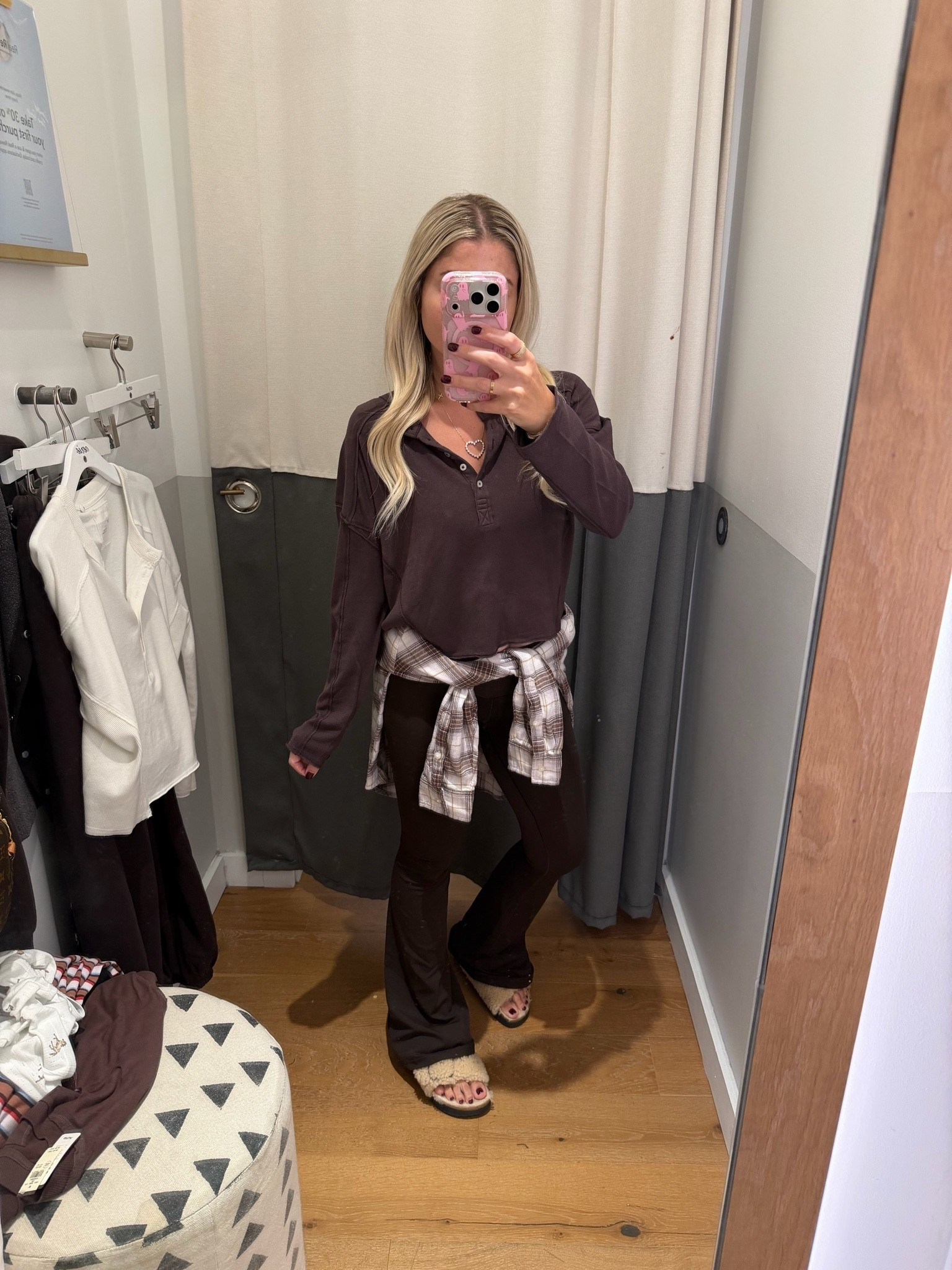 @Aerie fall outfit
Size xxs top
Small flare leggings 
Birkenstocks tts

#LTKSaleAlert