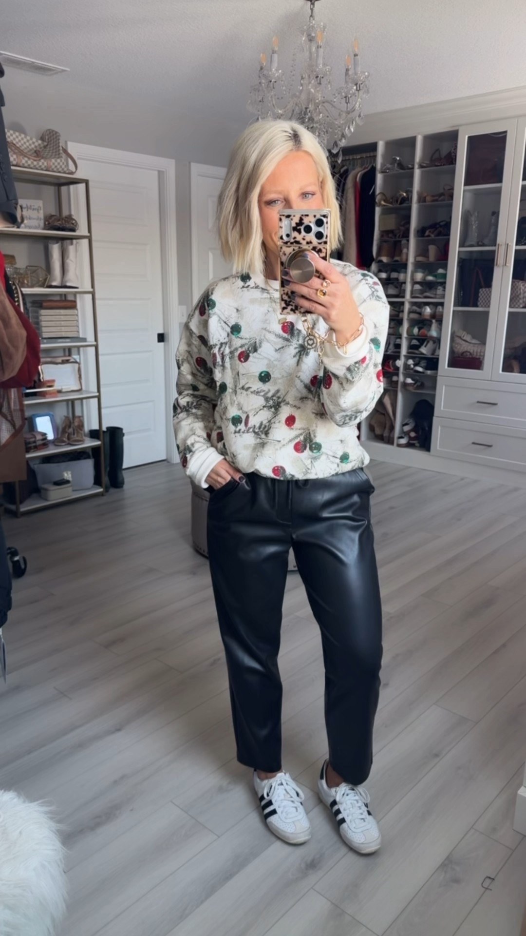 I thought this little boy’s top was so cute o I had to grab a few for my boys and ME!!!
⬇️⬇️⬇️
Top size XXL
Pants medium 



#LTKHoliday #LTKKids #LTKSaleAlert