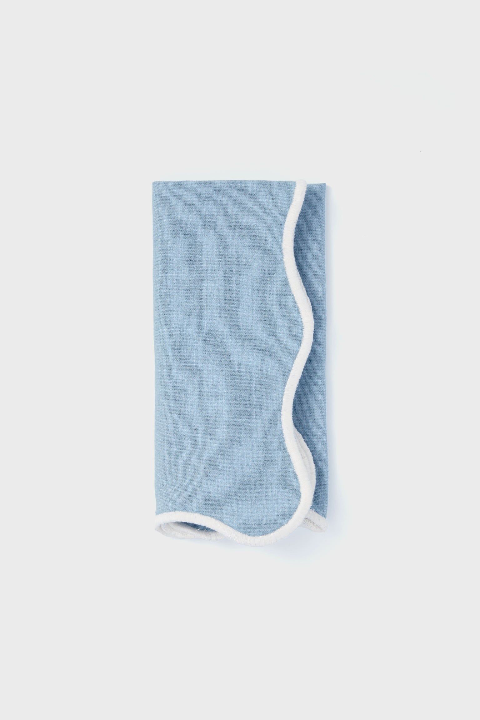 Dusty Blue and White Embroidered Scalloped Napkins Set of 4 | Tuckernuck (US)