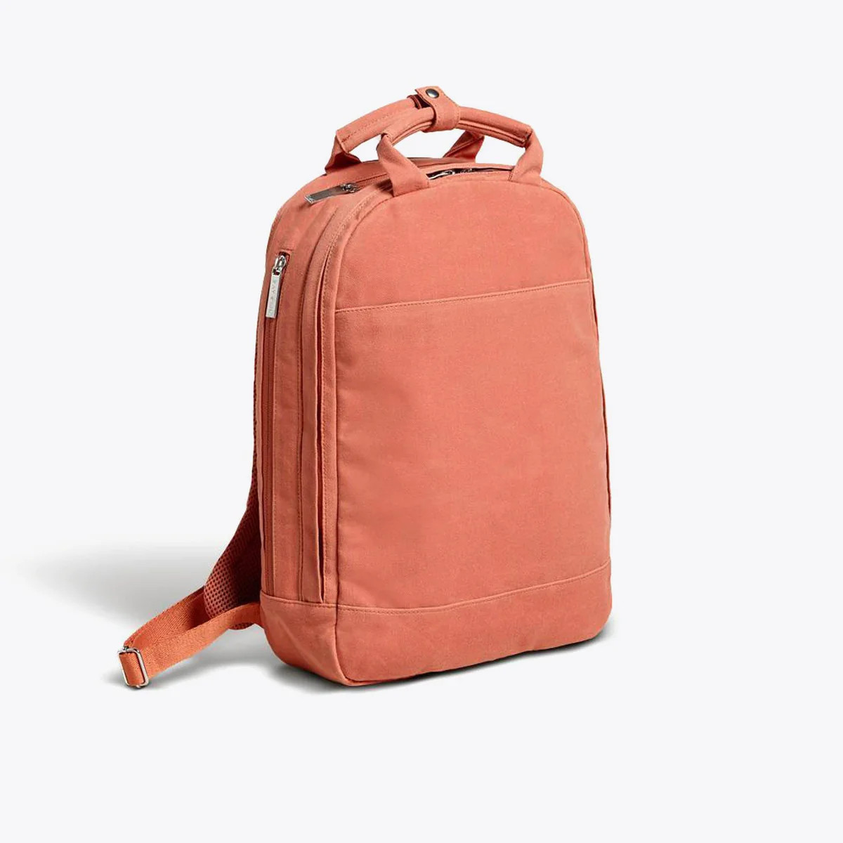 Day Owl Slim Backpack | Nisolo
