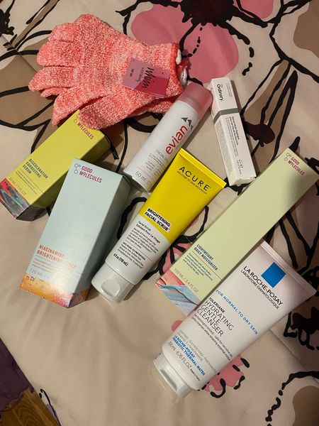 Skincare haul 🙌🏽 

After looking deeper into the ingredients of all the products in my skincare routine, I had to make some changes. So excited to see how my skin enjoys Thai new routine! 

#LTKxTarget #LTKbeauty #LTKfindsunder50