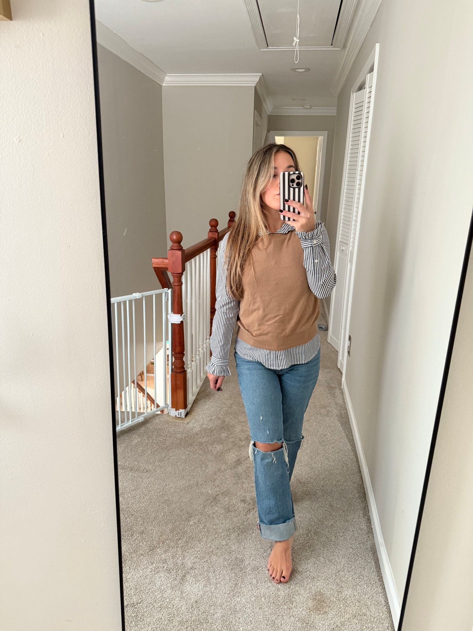 Casual ootd 
Sweater tank : xs
Button up : xs
Jeans : 25

#LTKootd #LTKPetite #LTKgrwm