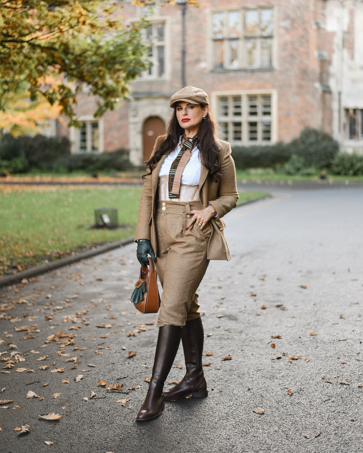 My favourite outfit of the year ✨

Boots @chalbury_england 
Earrings @thesilverstablejewellery 
Shirt and bag @welligogs.ltd 
Tie @waringbrooke 
Bracelet @hihosilveruk 
Gloves, hat and tweed @hollandcooperclothing by @jadehollandcooper 
Photo by @photographybymarlena for @femmecountrymagazine