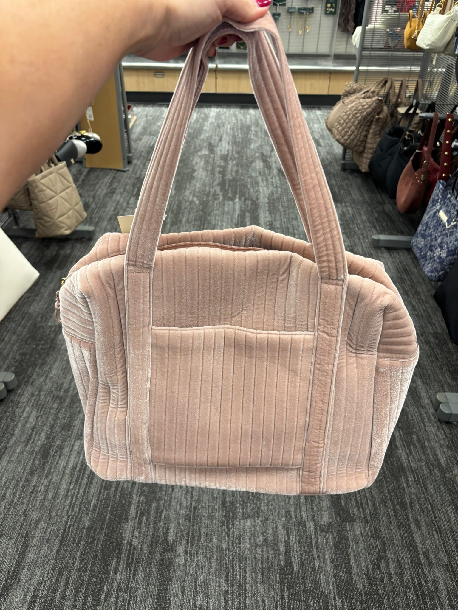 Loving this velvet weekender bag!✈️ this bag is just the right size for those weekend trips!

Travel, bag, vacation, target

#LTKFindsUnder50 #LTKTravel