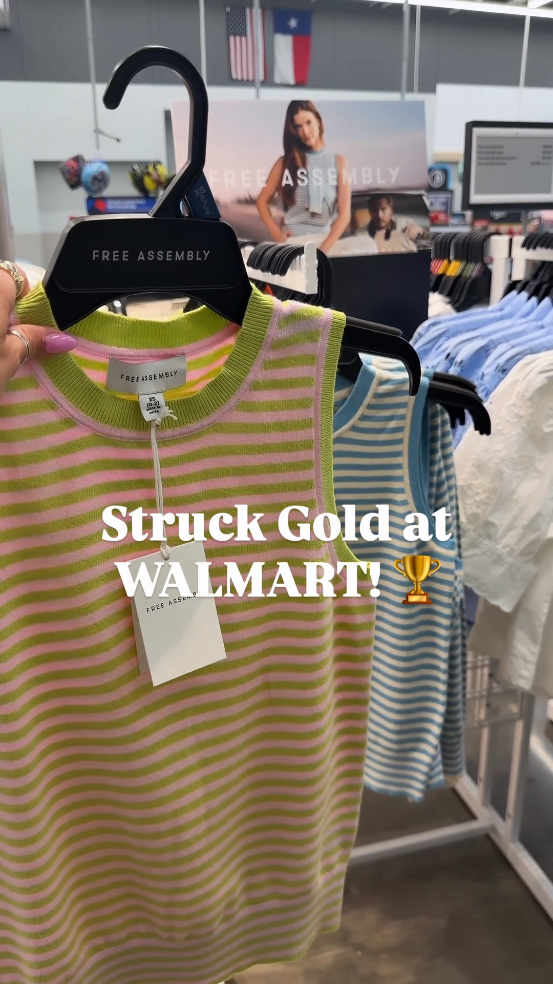 How is this Walmart?! Make it make sense! 

Size: Small // tts 