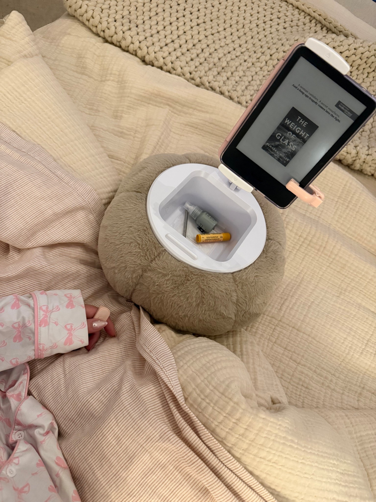 my nighttime reading set up! + my pjs 🎀🤍☁️📖

#LTKootd #LTKmomlife #LTKselfcare