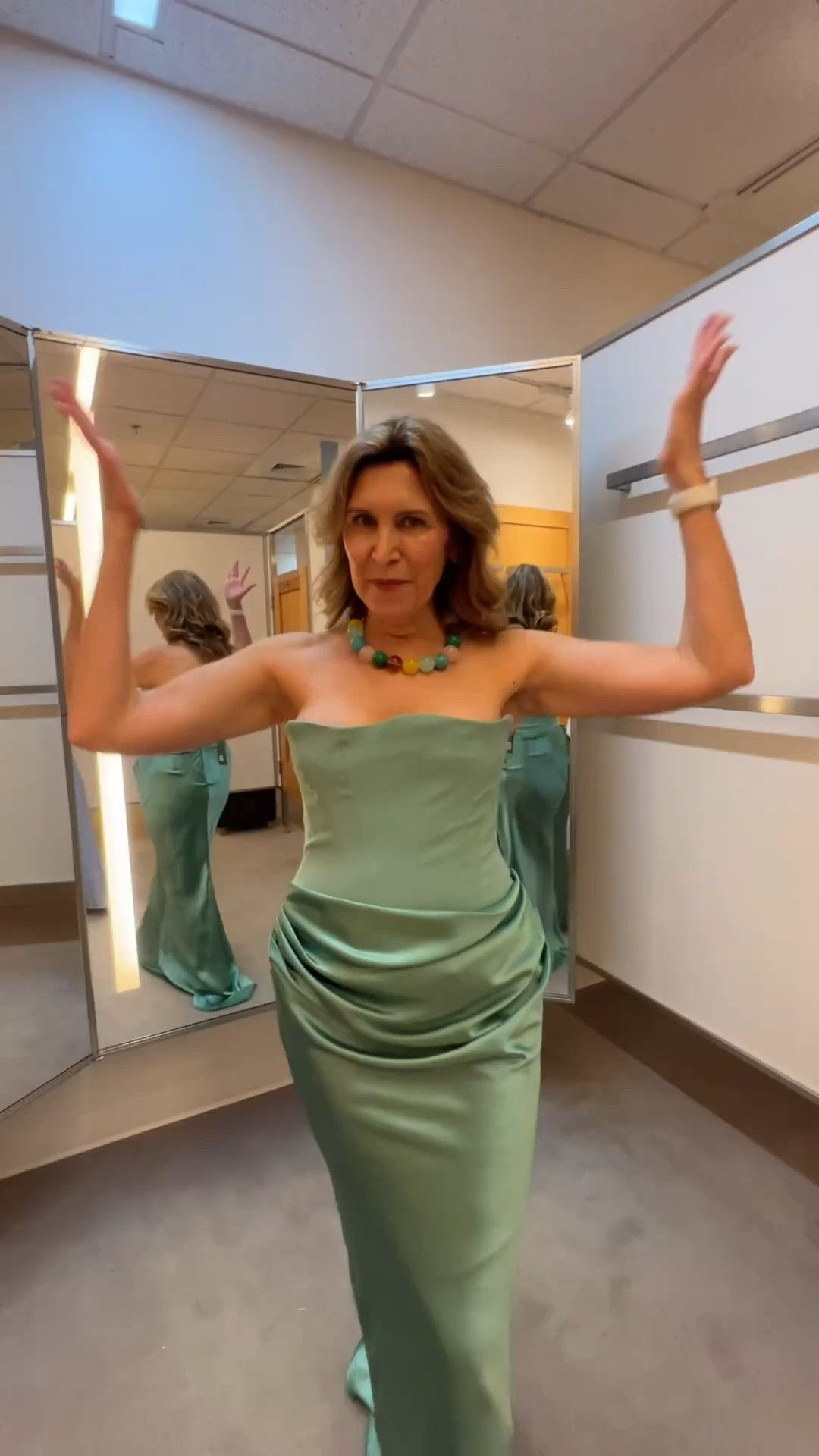 Mother of the bride dress part 4

#LTKmomlife #LTKWedding #LTKOver40
