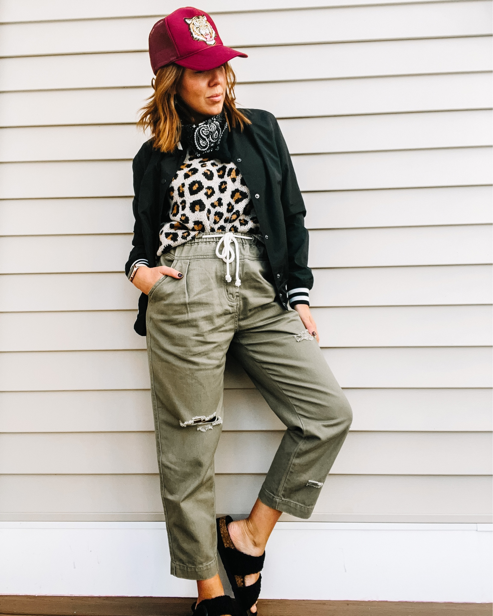 Crisp cool  mornings + sunny warm afternoons = my idea of perfect weather. I love summer, but fall layers make my soul happiest!