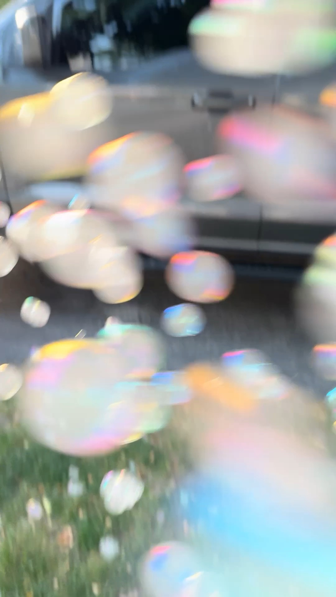 Bubble gun + fog machine all in one! 😍 #summertoys #kids