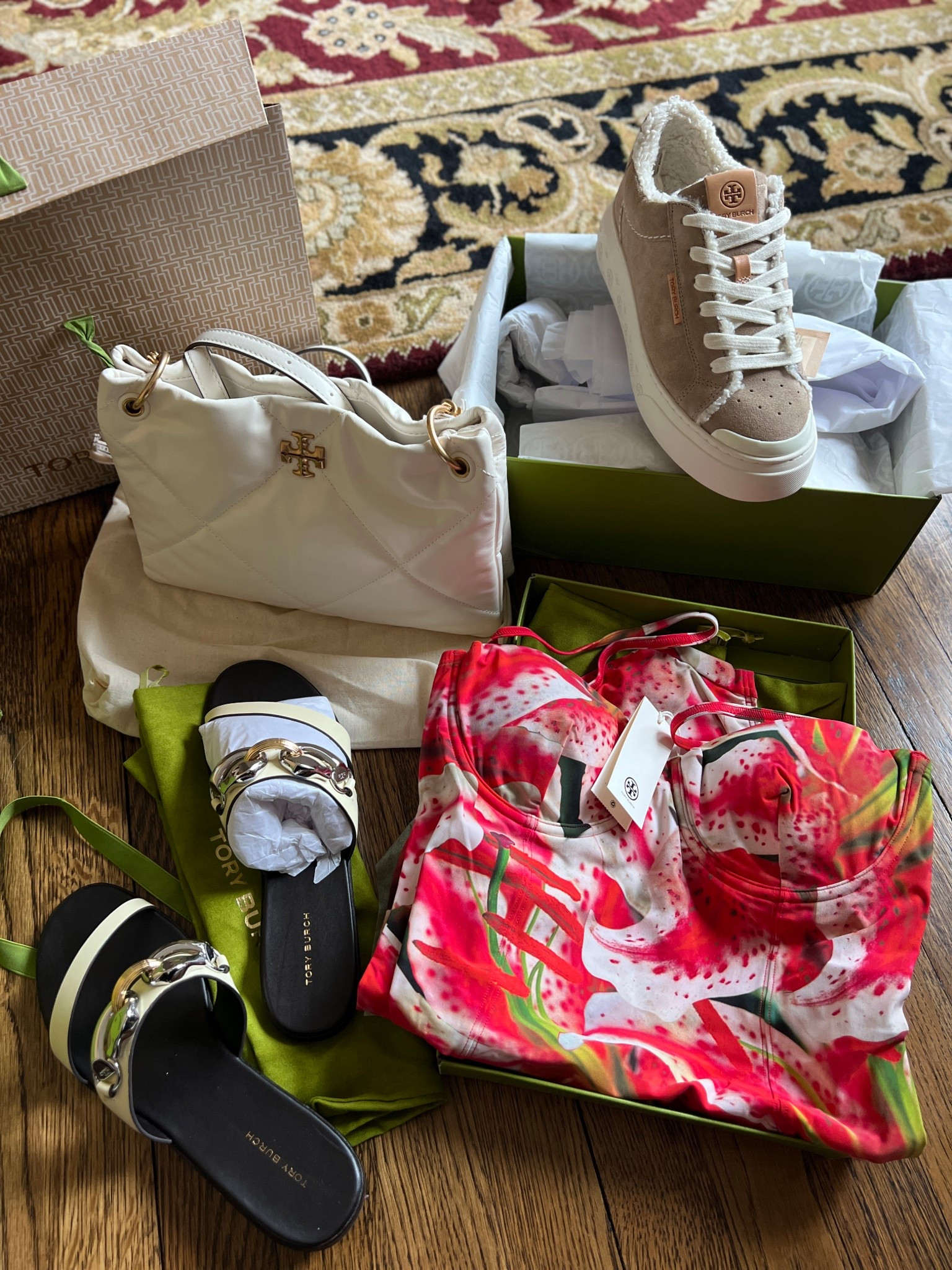 💸Tory Burch PRIVATE SALE Up to 50% OFF valentines 💘 Haul 

#LTKSaleAlert #LTKmomlife #LTKdayinmylife