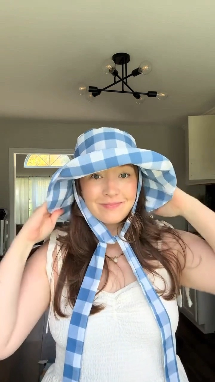 Brb going to match my daughter the rest of the summer ✌🏼

Pattern @ksgarner 👒

#sunhat #mommyandme #sewing #craftymom #crafty