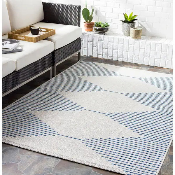 Vivianne Indoor/ Outdoor Modern Area Rug | Bed Bath & Beyond