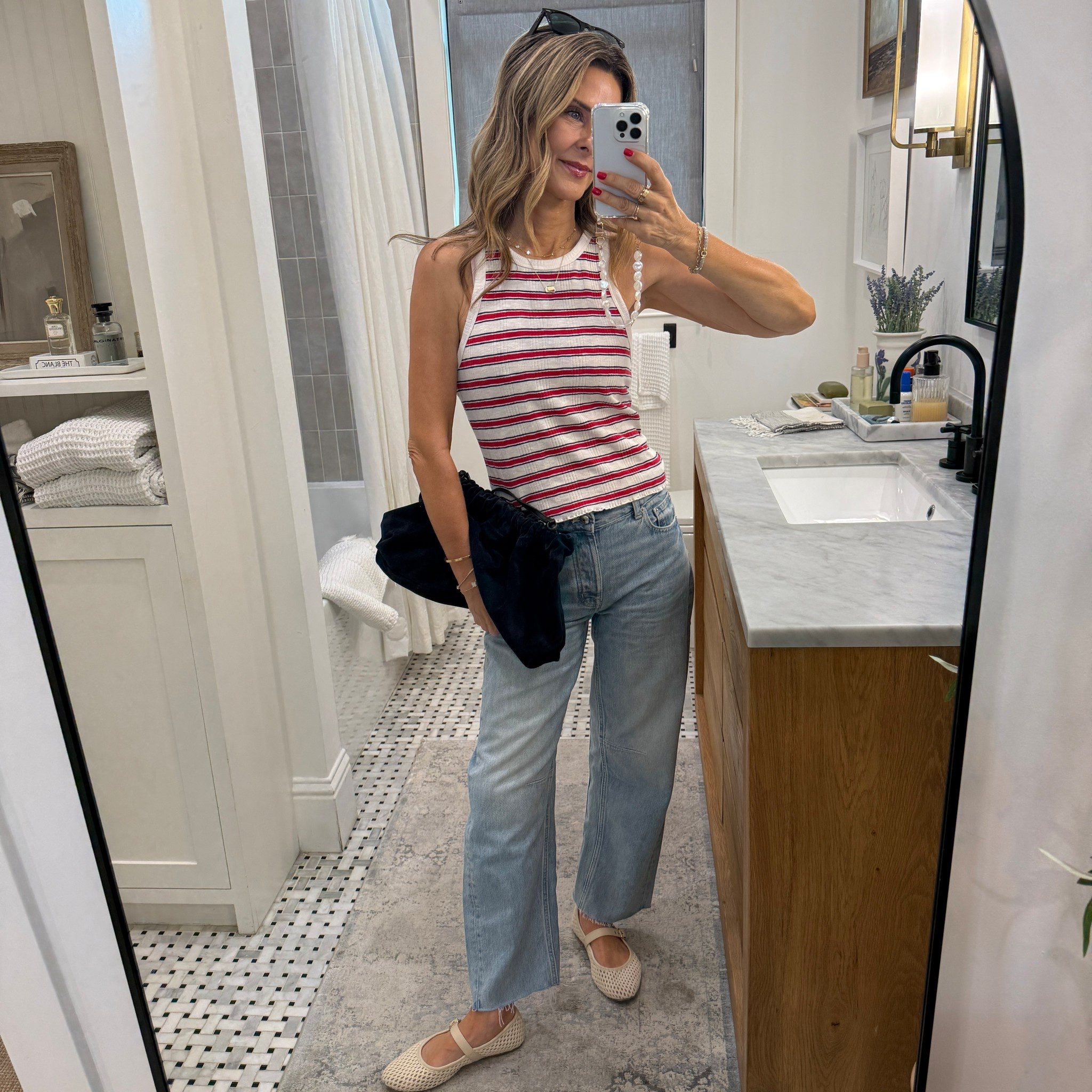 -Target tank top Sz Medium 
-Madewell jeans I sized down 1 size
-New bag that I love!

#LTKOver40 #LTKItBag #LTKStyleTip