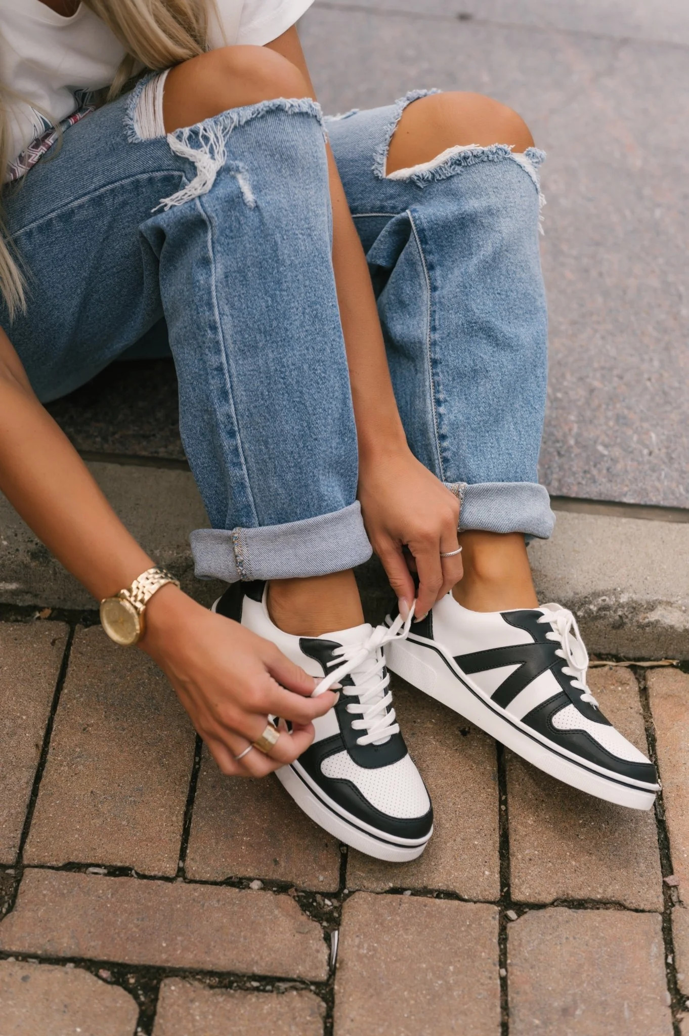 MIA Alta Black & White Sneakers | Magnolia Boutique | Magnolia Boutique