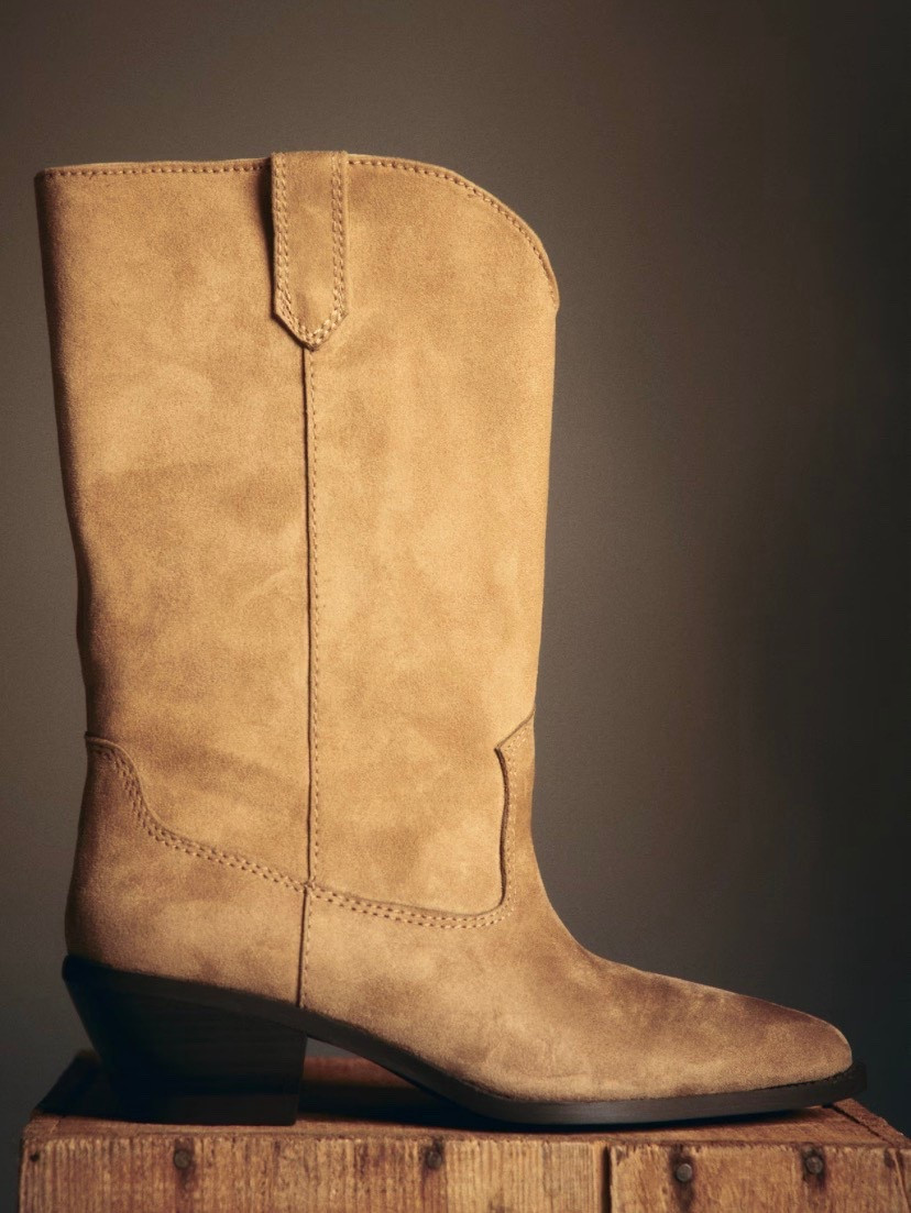 New & under $75 🤎

#boots #cowgirl #country #western #suede 

#LTKFindsUnder100 #LTKOver40 #LTKootd