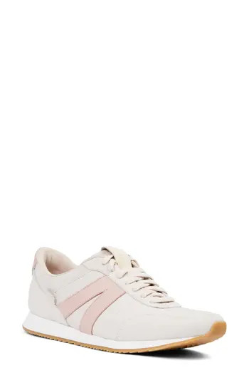 Kizik Milan Hands-Free Sneaker in Peach Whip at Nordstrom Rack, Size 10 | Nordstrom Rack