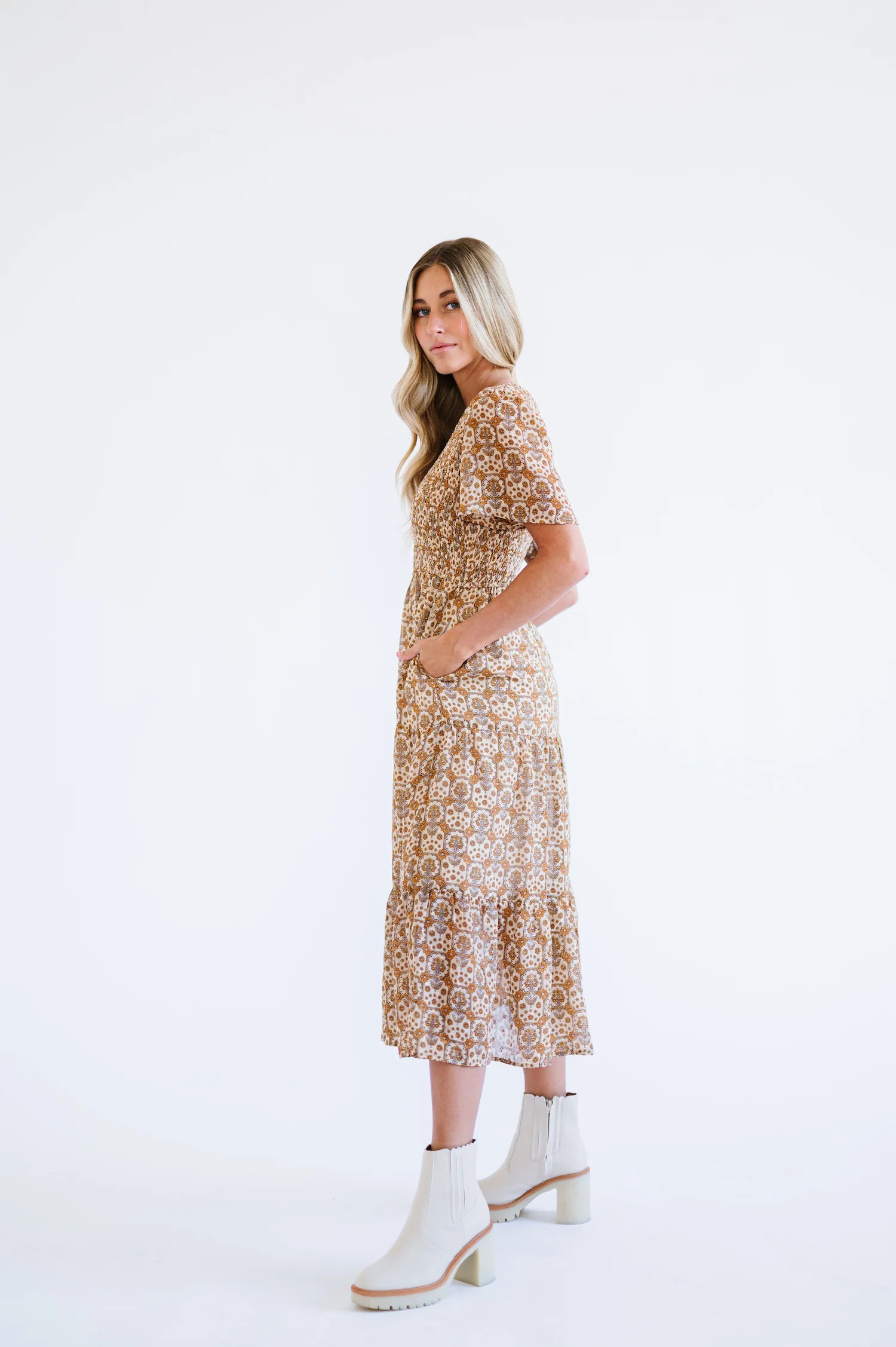 Tayla Dress in Camel | FEHRNVI