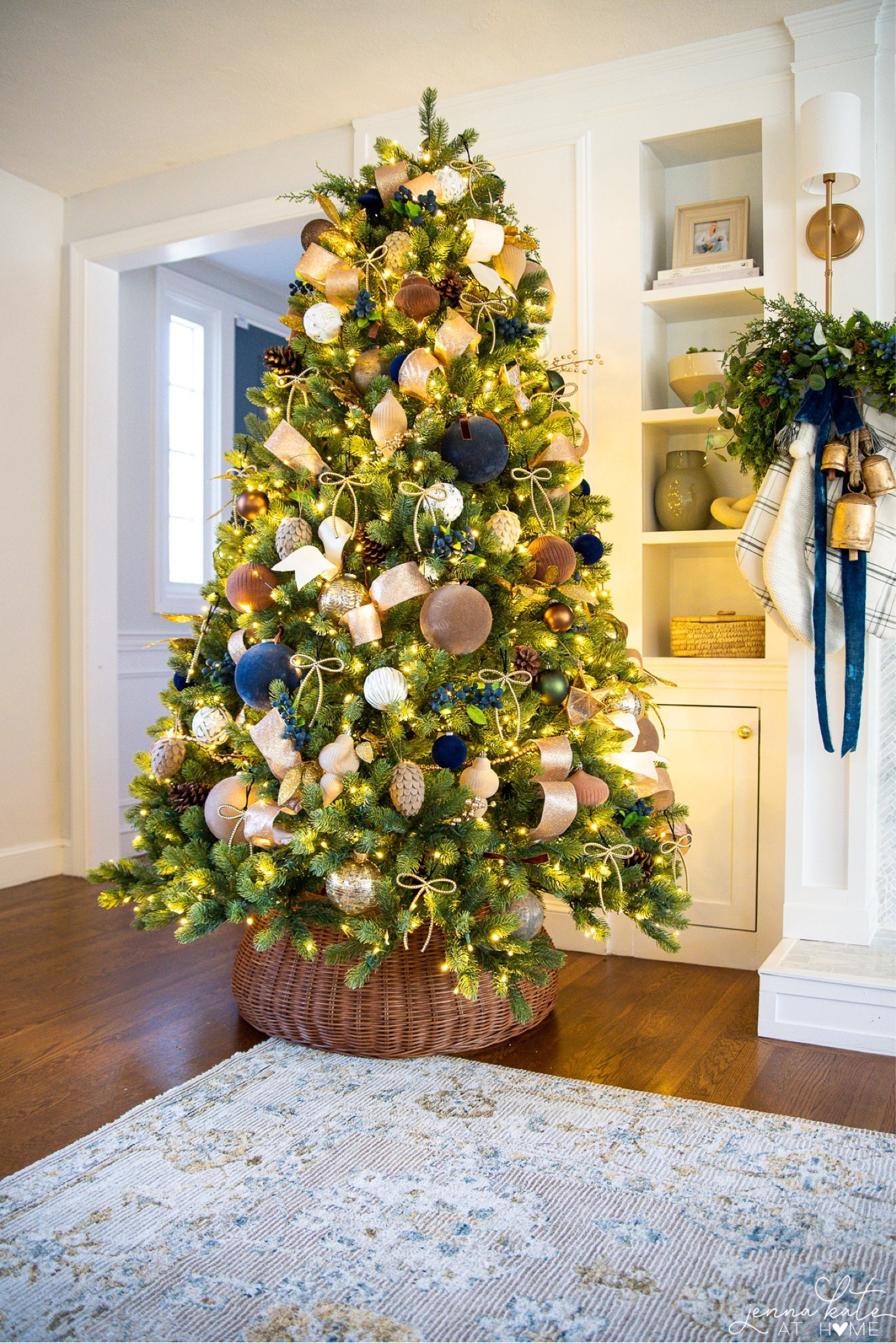 Neutral Christmas tree decor with pops of blue 

#LTKSeasonal #LTKHoliday #LTKhome