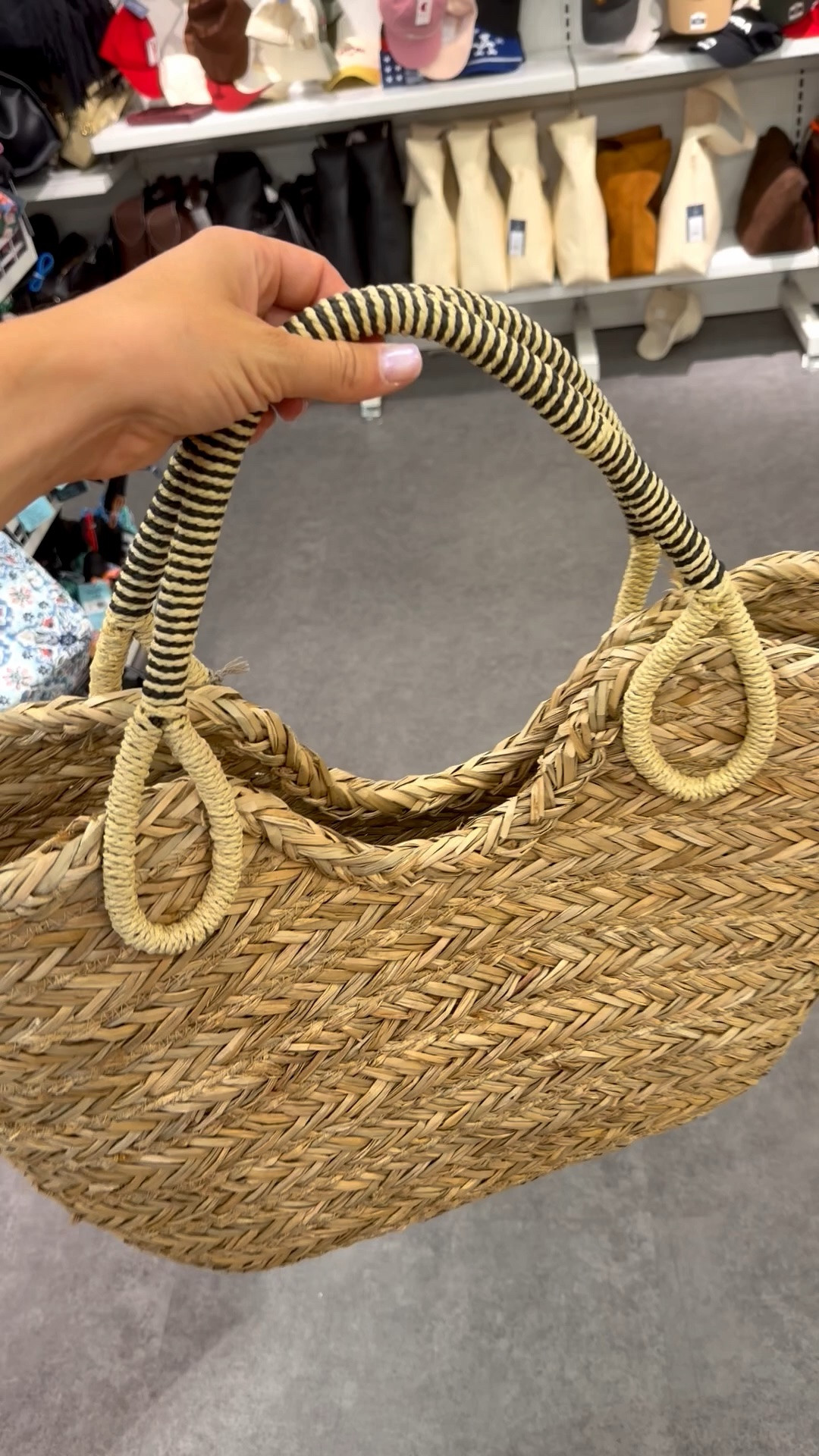 Perfect beach bag // pool bag // summer tote bag