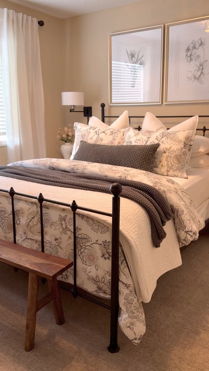 🌷There’s just something about spring that calls for spaces to feel lighter and brighter. I really wanted that feeling in our guest room, so I swapped in some high quality pieces from @onequince.  I’m so impressed with this bedding — every layer feels luxurious without the high price tag. 

🤍 To achieve this look, I styled bamboo sheets with a cozy linen quilt, and layered it all together with a few seasonal pieces. Just the kind of bedding refresh that makes the whole room feel fresh and welcoming. 

✨ Shop this look at the link in my bio or copy/paste this website: https://shop.quince.com/homehappiestplace

🏷️ Use this promo code for 10% off (new customers): INFG-26HOMEHAPPIESTPLACE10

#QuincePartner #QuinceHome #QuinceBedding #CozyBedroom #BedroomRefresh

#LTKHome #LTKSeasonal