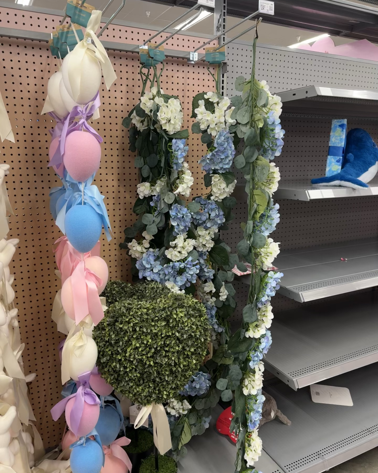 Walmart bringing out the cutest Easter decor!! Those hydrangea garlands 😍😍😍😍

#LTKSeasonal #LTKHome