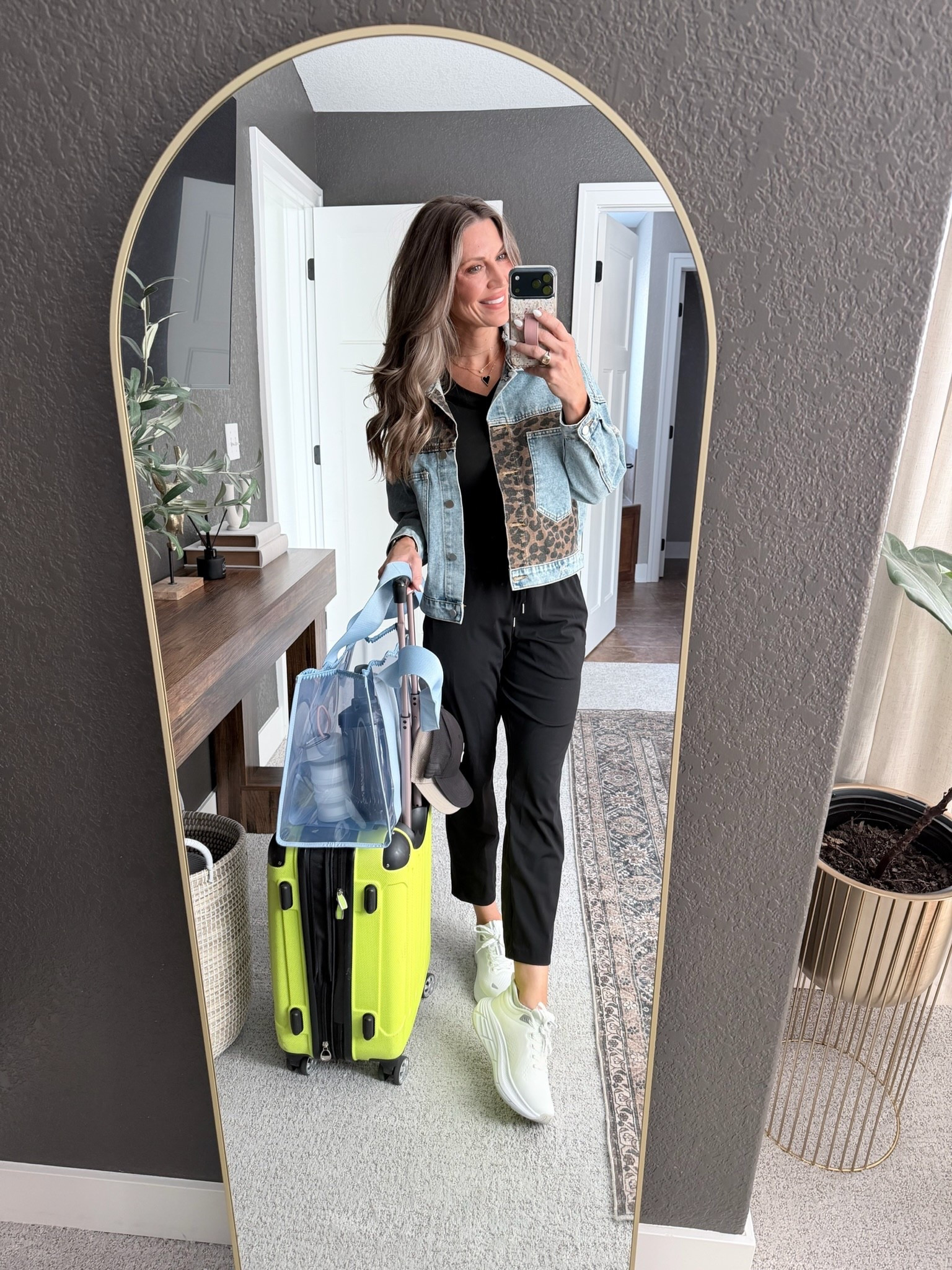 Travel Fit! 
Off to Arizona ✈️✈️

#LTKdayinmylife #LTKootd #LTKTravel