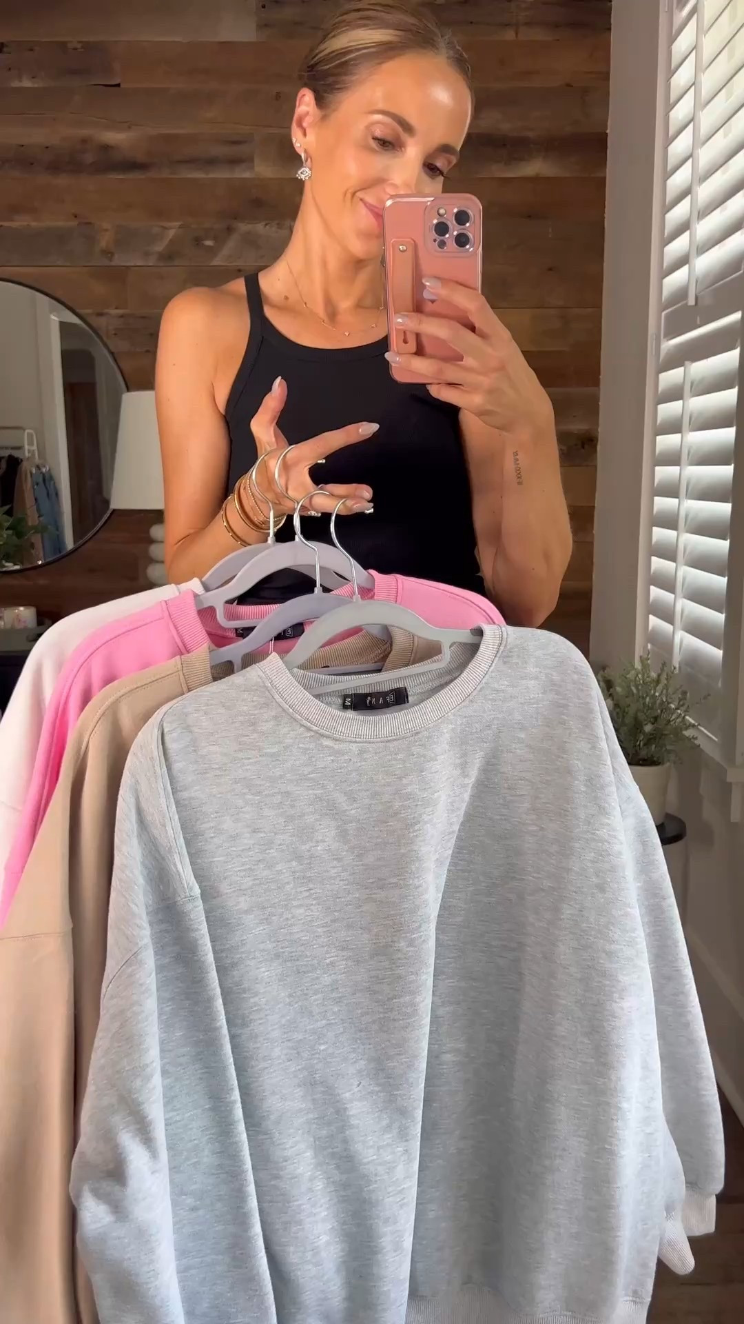 AMAZON PRIME DEAL

Amazon sweatshirt on sale, I’m in M

#LTKFindsUnder100 #LTKSaleAlert #LTKFindsUnder50
