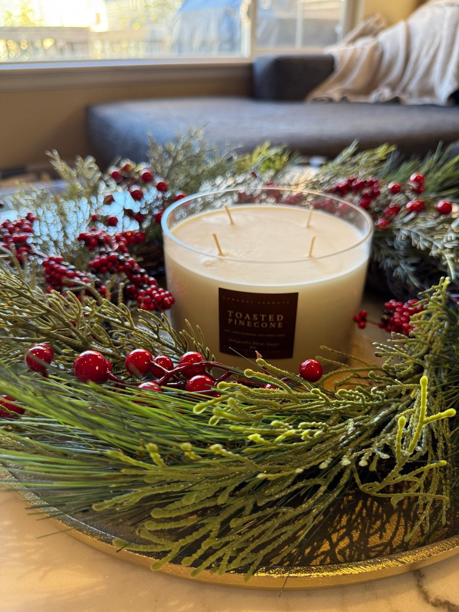 The prettiest centerpiece arrangement for Christmas! 🎄❤️ ✨

#LTKHome #LTKHoliday #LTKSeasonal