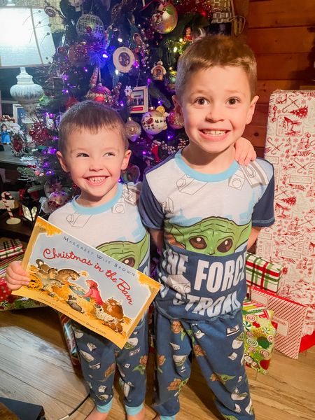 Matching Star Wars jammies!

** make sure to click FOLLOW ⬆️⬆️⬆️ so you never miss a post ❤️❤️

📱➡️ simplylauradee.com

#LTKfamily #LTKkids #LTKfindsunder50